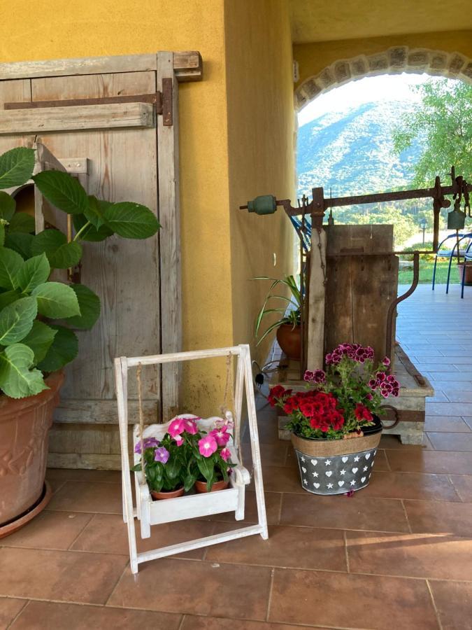 Agriturismo Is Conchisceddas Gonnosfanàdiga Zewnętrze zdjęcie